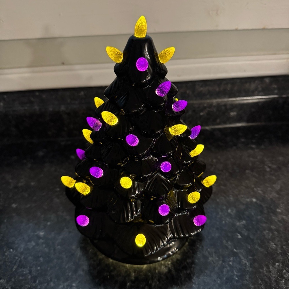 Ceramic Battery Powered Halloween Orange and Purple Peg Tree Functional